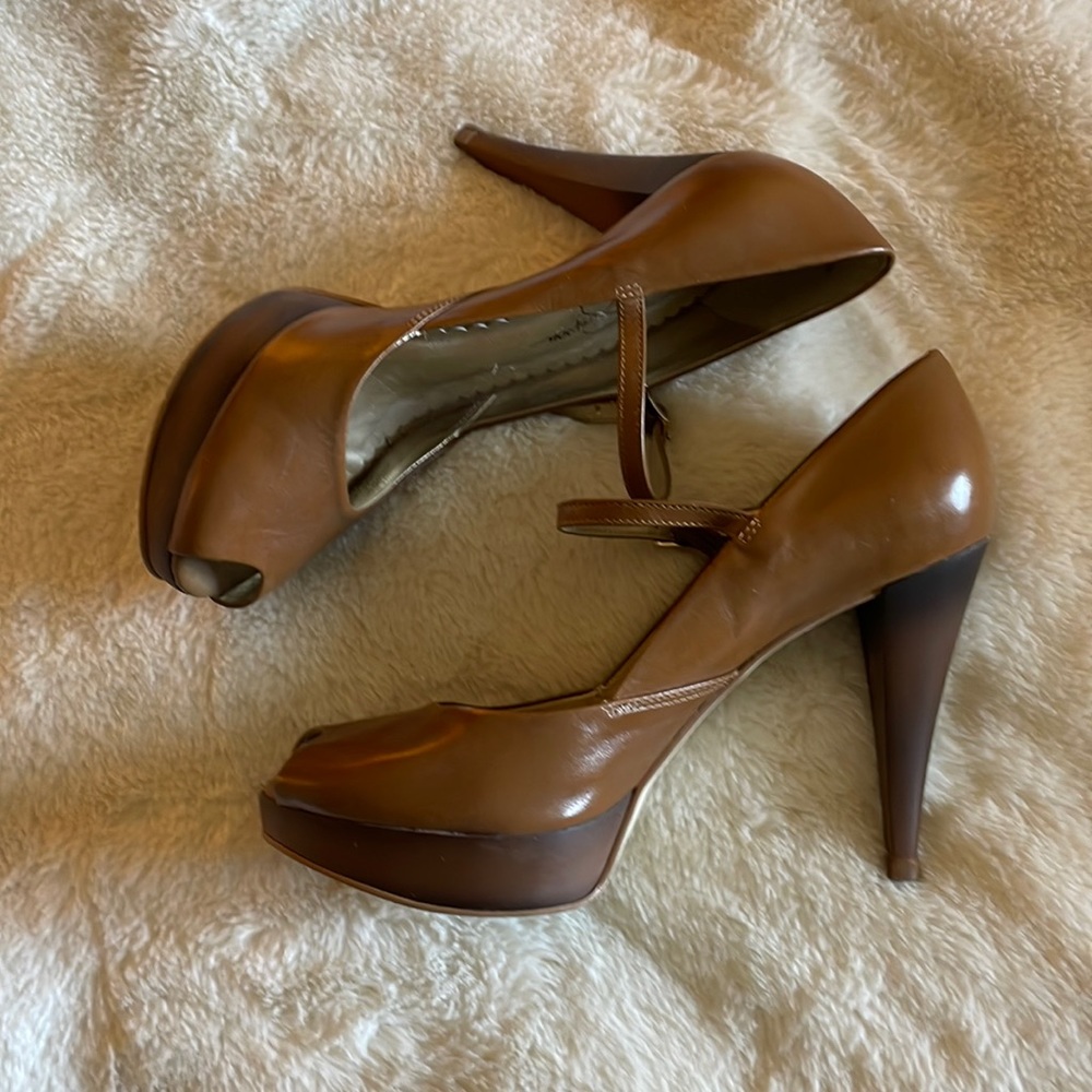 Jessica Simpson brand heels